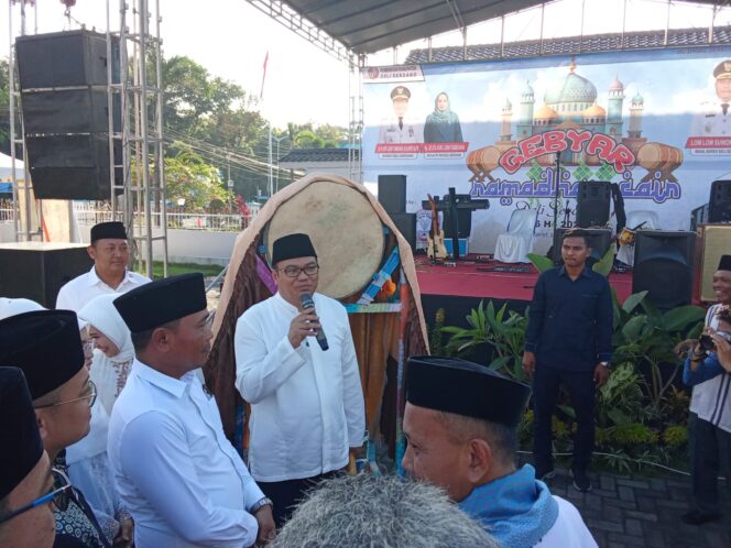 
					Bupati Deli Serdang, Asri Ludin Tambunan Buka Bazar Ramadhan Fair 2025.