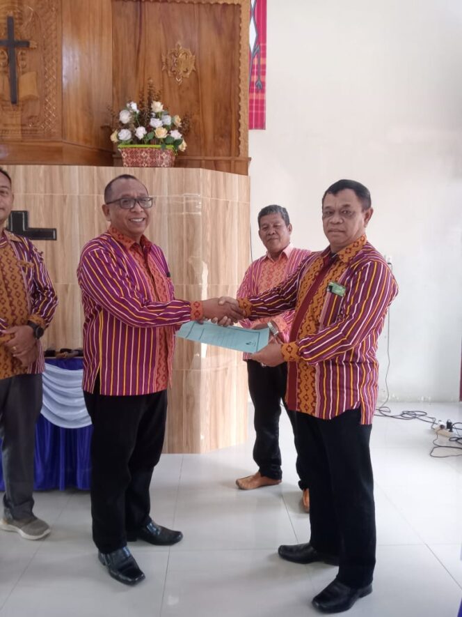 
					Jon Binsar Agustinus Ketaren, SKM, Terima SK PAW Kabid Marturia Mamre Runggun Majelis GBKP Bahorok