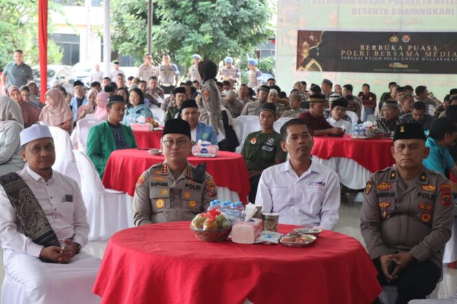 
					Perkuat Sinergi Polri dan Media, Polresta Deli Serdang Buka Puasa Bersama Insan Pers