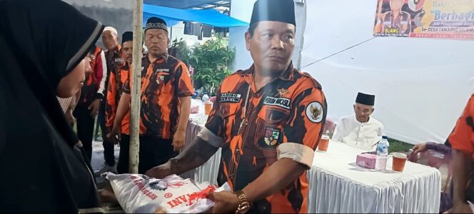 
					Ranting PP Tanjung Selamat Berbagi Takjil Dan 300 Sembako