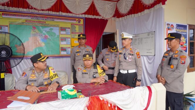 
					Kapolres Langkat Cek Exit Tol Pangkalan Berandan dan Pos Yan