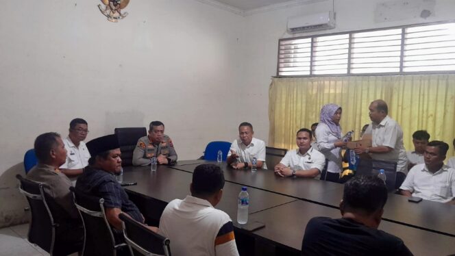 
					Kapolresta Deli Serdang dan Kesbangpol Fasilitasi Mediasi Perkelahian Antar Ormas