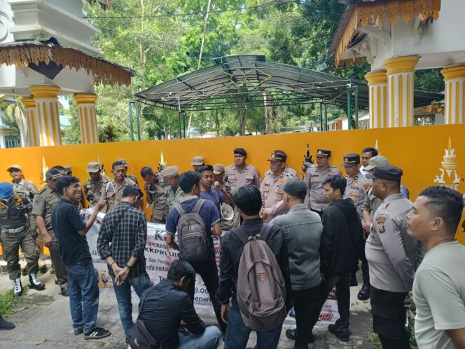 
					Anggota DPRD Langkat Fraksi PDI-P Dukung Pencopotan Kadis PMD