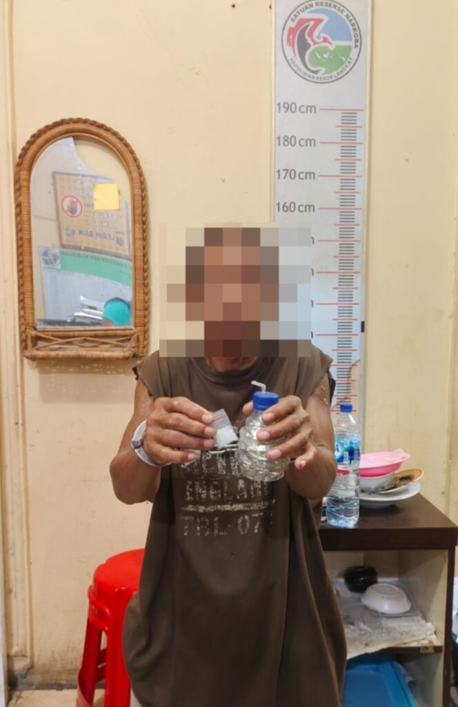 
					Polsek Kuala Ciduk Pelaku Narkotika di Desa Gunung Tinggi