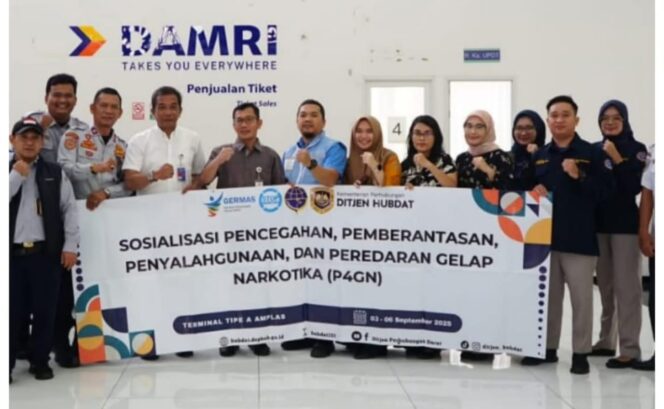 
					Sosialisasi Bahaya Narkotika dan Tes Urine di Balai Pengelola Transportasi Darat Kelas II Sumut