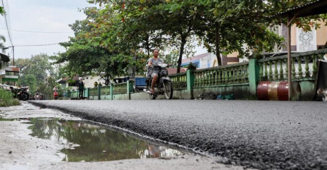 
					4 Ruas Jalan di Percut Sei Tuan Diaspal, Bupati: Dijaga Baik-Baik Ya!
