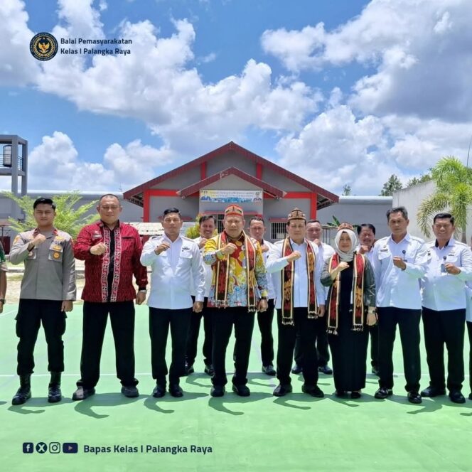 
					Ka.Bapas Palangka Raya Hadiri Acara Pisah Sambut Kalapas Kelas II