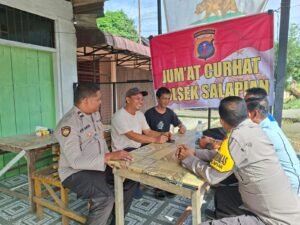 Melalui Jumat Curhat, Bhabinkamtibmas Dengarkan Keluhan Masyarakat