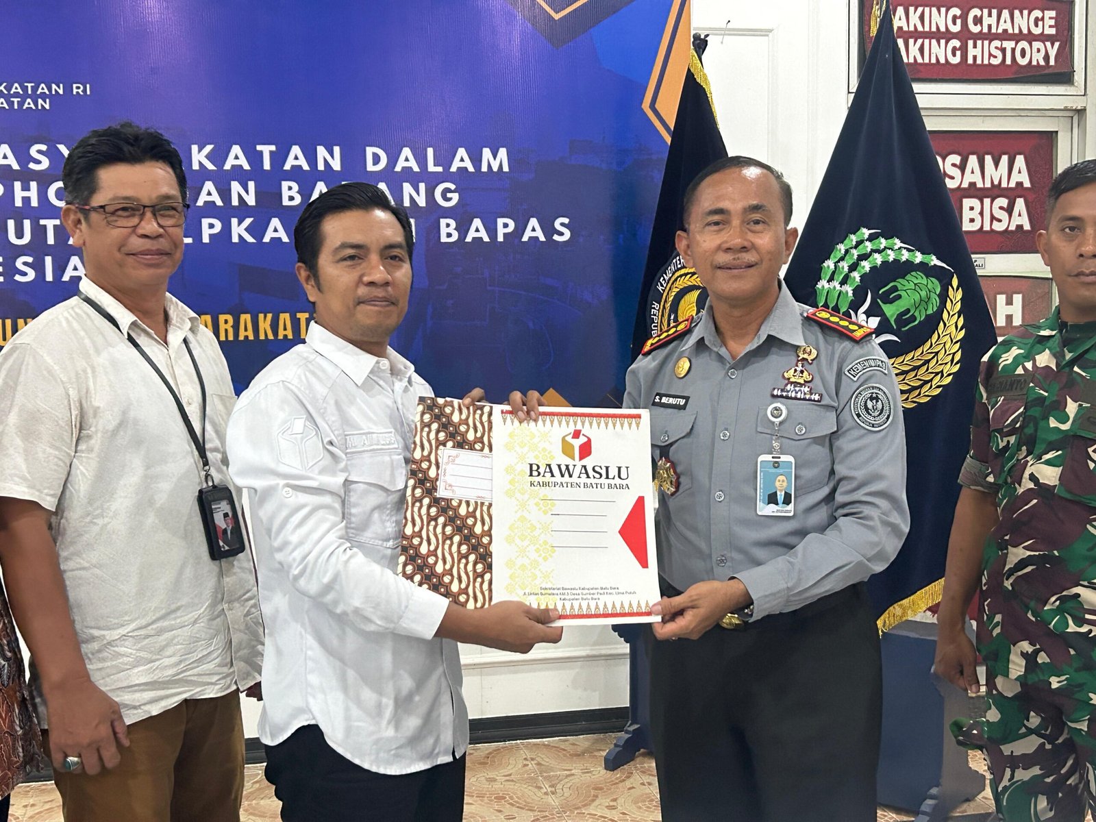 Kalapas Labuhan Ruku Teken Kerja Sama dengan Bawaslu Batubara