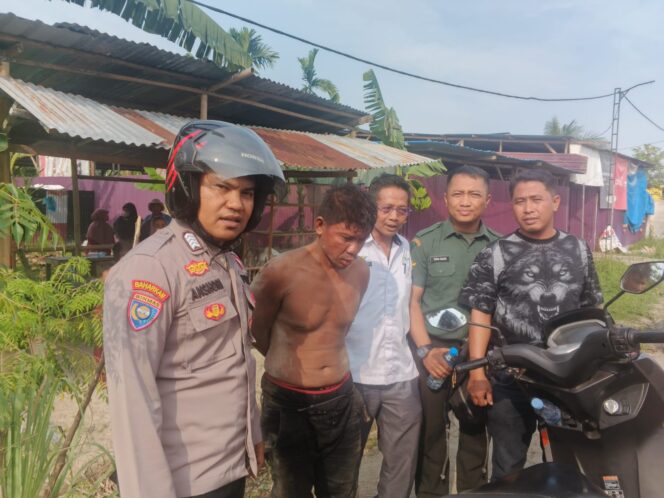 
					Pelaku Begal Diamuk Warga di Desa Manunggal, Diamankan Aparat Gabungan