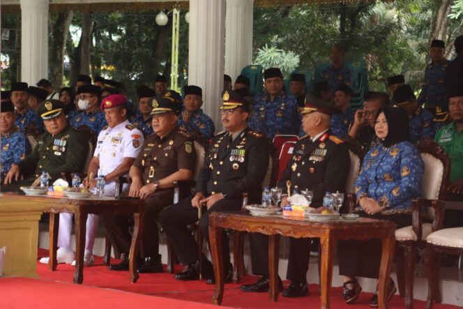 
					Kapolres Langkat Hadiri Upacara Peringatan Hari Pahlawan