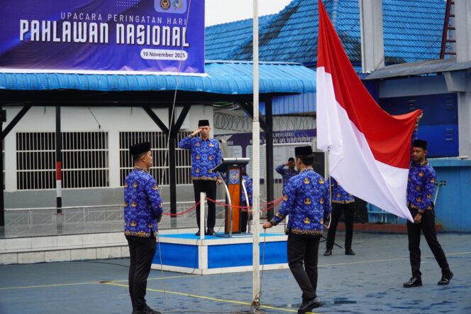 
					Rutan Kelas I Medan Gelar Upacara Hari Pahlawan 2025