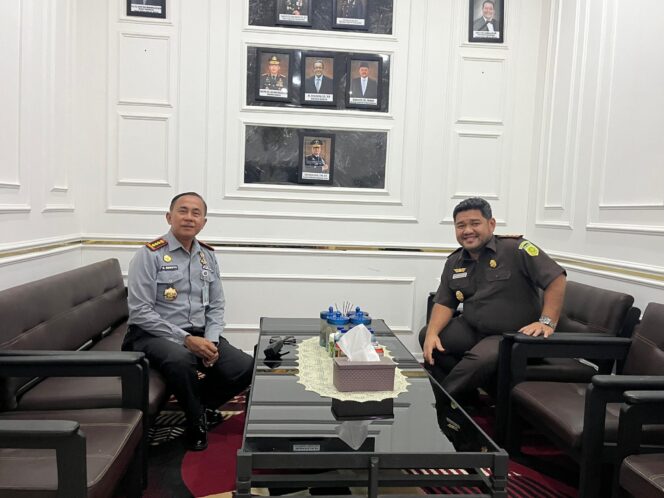 
					Pererat Sinergi, Kalapas Labuhan Ruku Terima Audensi Kajari Batubara