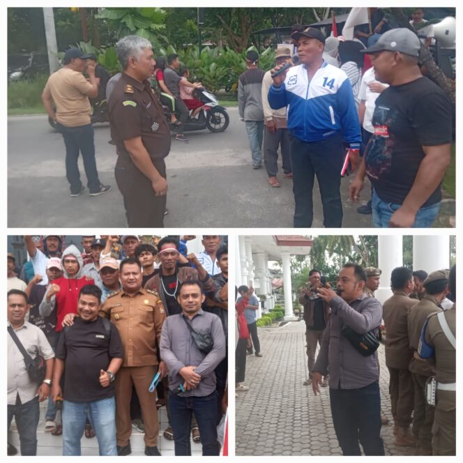 
					Warga Minta Copot dan Tangkap Kepala Desa Silo Bonto