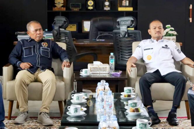 
					Wali Kota Tanjungbalai Dukung Anggota PWI Ikuti Agenda Organisasi