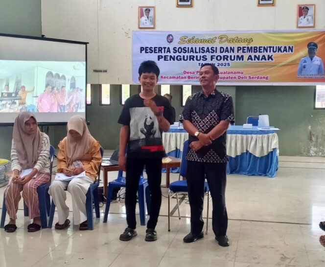 
					Remaja Desa Pasar VI Kualanamu Antusias Ikuti Sosialisasi Bahaya Pergaulan Bebas: Belajar Sambil Seru