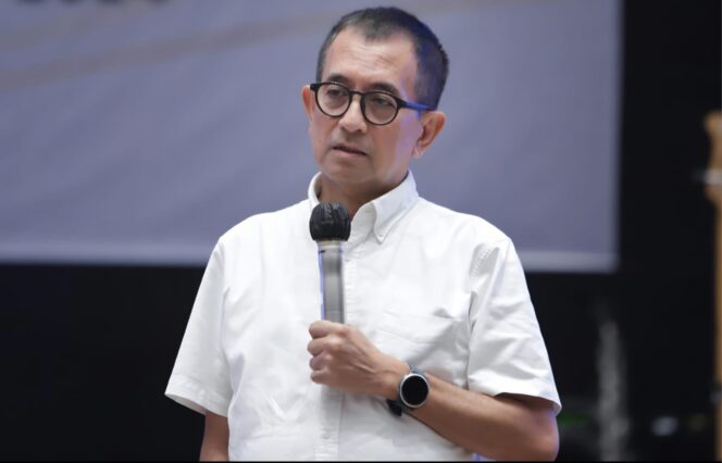 
					PENGARUH INFLASI DAN BIAYA LOGISTIK PADA KENAIKAN Tarif TOL