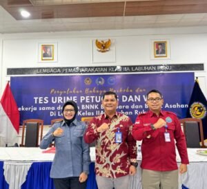 Wujudkan Zero Narkoba, Lapas Labuhan Ruku Gelar Tes Urine Pegawai dan Warga Binaan