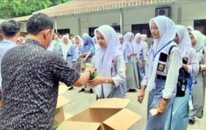 Program Mentari Bangsaku Food Bank of Indonesia Salurkan 1.000 Snack untuk Pelajar di Deli Serdang