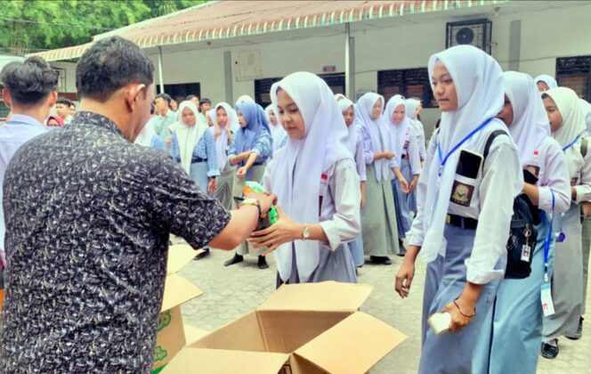 
					Program Mentari Bangsaku Food Bank of Indonesia Salurkan 1.000 Snack untuk Pelajar di Deli Serdang