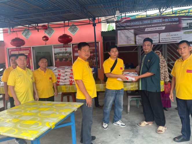 
					Yayasan Sosial Budi Murni Galang Bagikan Paket Sembako kepada Pengurus Masjid dan Warga Kurang Mampu