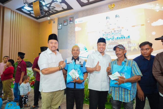 
					Peduli Sesama, Bupati Batu Bara Serahkan Santunan kepada Anak Yatim dan Tukang Becak
