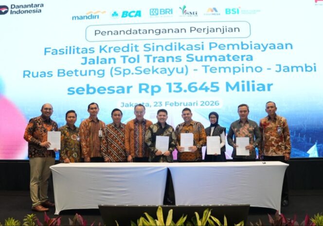 
					Hutama Karya Tandatangani Perjanjian Fasilitas Kredit dari Sindikasi Perbankan untuk Pembiayaan Ruas Jalan Tol Betung (Sp. Sekayu) – Tempino – Jambi