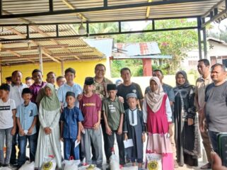 Bupati Deli Serdang Foto Bersama Dengan Anak Yatim Dan Pengurus TKBM Mandiri dalam acara halal bihalal (12/4/2026). Rio lubis