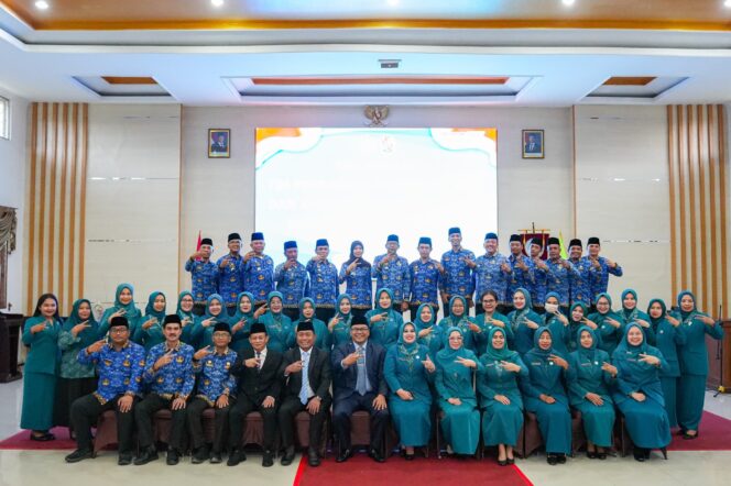 
					Foto: pengurus TP PKK Deli Serdang 2025-2030