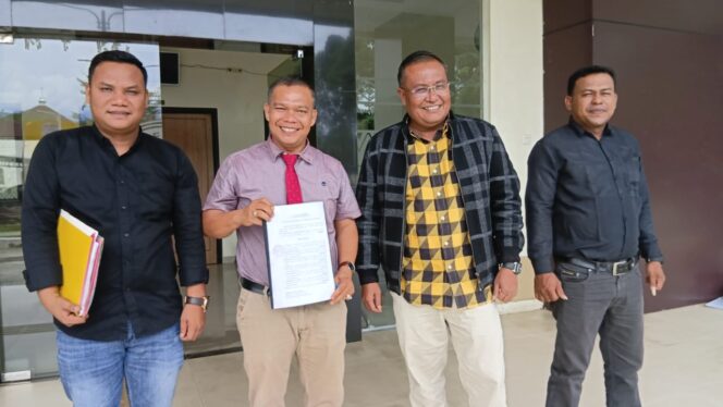 
					Sidang Kedua Praperadilan di PN Sibuhuan, Kuasa Hukum Ajukan Bukti Putusan PT Medan Soal Status Lahan