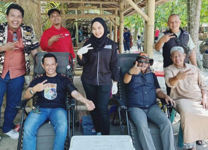 
					Aksi Nyata Kemanusiaan, Ketua GM-FKPPI Rayon Beringin Pimpin Donor Darah Bersama PMI