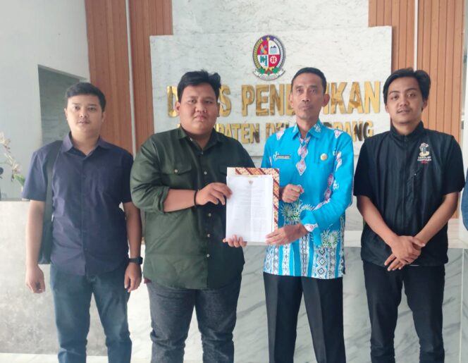 
					CIPAYUNG PLUS DELI SERDANG KAWAL GAJI GURU PPPK: DESAK SINERGI EKSEKUTIF–LEGISLATIF REALISASIKAN RP2,5 JUTA