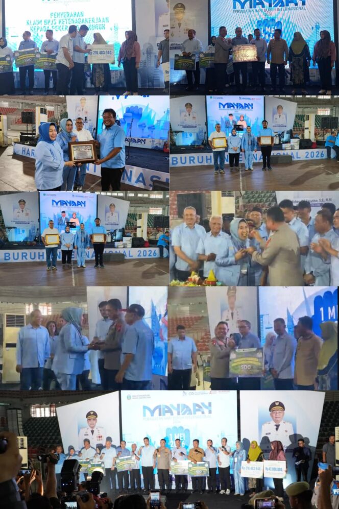 
					Kapoldasu dan Gubsu Terima Plakat Penghargaan Dari SP/SB Sumut