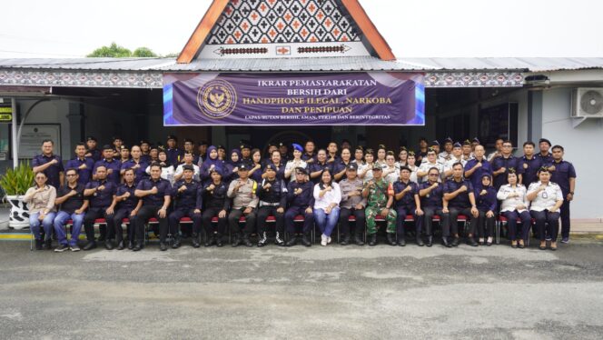 
					Lapas Pematang Siantar Gelar Apel Zero Halinar – Razia Gabungan Bersama TNI, Polri dan BNN