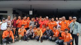 Foto Ketum bersama Pengurus ormas gerakan rakyat sesumatera utara (r lubis)
