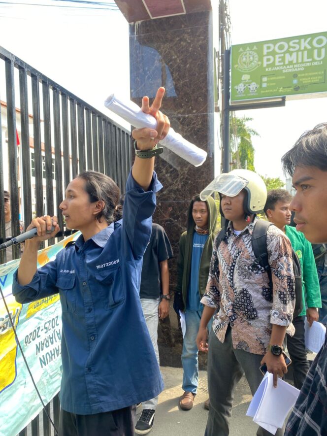 
					FPLT Mengungkap Dugaan KorupsiKadis DLH Deli Serdang Semasa Menjabat Camat T.A 2024- 2025