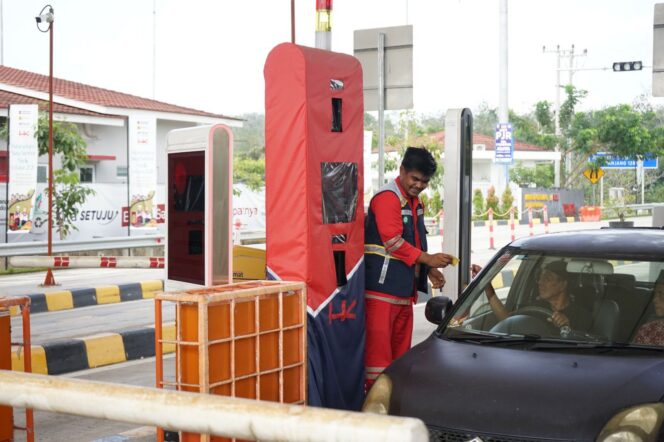 
					HUTAMA KARYA PASTIKAN LAYANAN JALAN TOL TETAP BERJALAN NORMAL DI TENGAH PEMADAMAN LISTRIK PLN DI PULAU SUMATERA