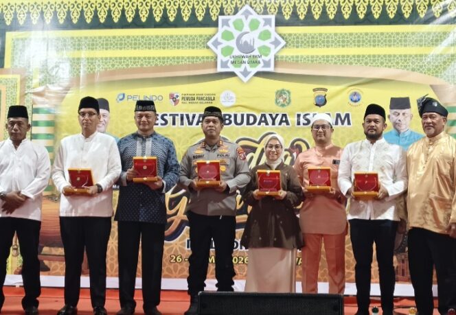 
					Pelindo Regional 1 Raih Penghargaan Dari UBKM MU Pada Festival Beduk Idul Adha 1447 H