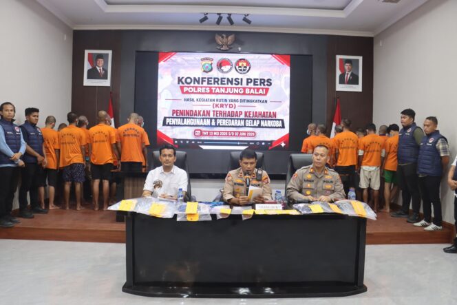 
					Polres Tanjung Balai Gelar Konferensi Pers Tangkapan Narkoba Hasil KRYD