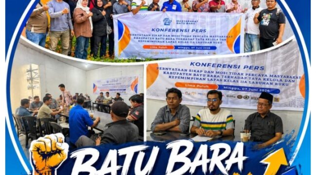 Teks foto: Roma Damanik, Syahnan & Perwakilan Jurnalis Sholeh Pelka menggelar konferensi pers 