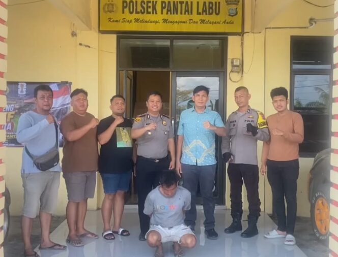 
					Nyamar Jadi Pembeli, Kurir Sabu Berhasil Diamankan beserta Barang Bukti