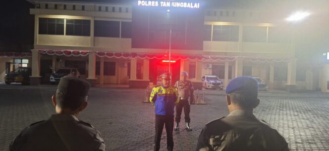 
					Jaga Kamtibmas Tetap Kondusif, Polres Tanjung Balai Gelar Apel Siaga Mako dan Patroli Malam
