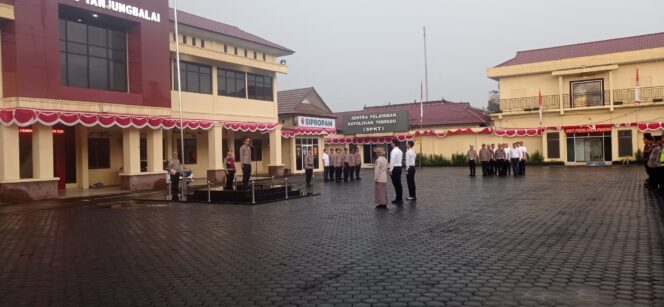 
					Pimpin Apel Pagi, Kabag SDM Polres Tanjung Balai Tekankan Tanggung Jawab 
