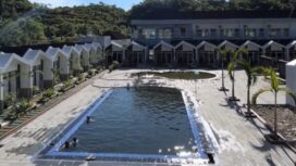 Ket foto: Screnshot foto video akun sosial media Tiktok yang beredar, bangunan hotel di lokasi kawasan Wisata Tangkahan, Langkat.