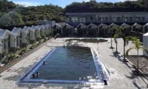 Ket foto: Screnshot foto video akun sosial media Tiktok yang beredar, bangunan hotel di lokasi kawasan Wisata Tangkahan, Langkat.