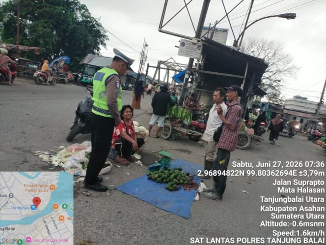 
					Atasi Kemacetan, Sat Lantas Polres Tanjungbalai Imbau Pedagang Pasar Suprapto