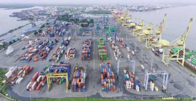 
					Arus Peti Kemas Belawan Tumbuh 5%, Sinyal Positif Ekonomi Sumatera Utara