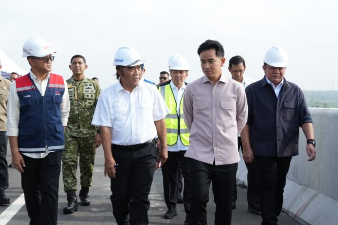 
					Wakil Presiden RI Tinjau Jalan Tol Palembang-Betung dan Betung-Tempino-Jambi, Dorong Percepatan Penyelesaian JTTS untuk Perkuat Konektivitas Sumatra