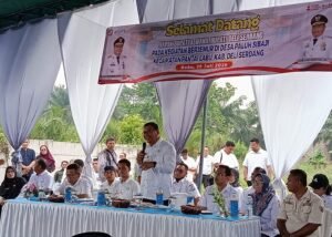 Foto kunjungan Bupati Deli Serdang Asri Ludin Tambunan Ke Pantai Labu .
