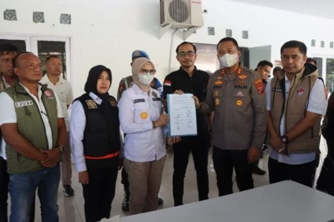 
					Komitmen Polres Batubara Berantas Peredaran Narkotika, Hampir 2 Kg Sabu Dimusnahkan